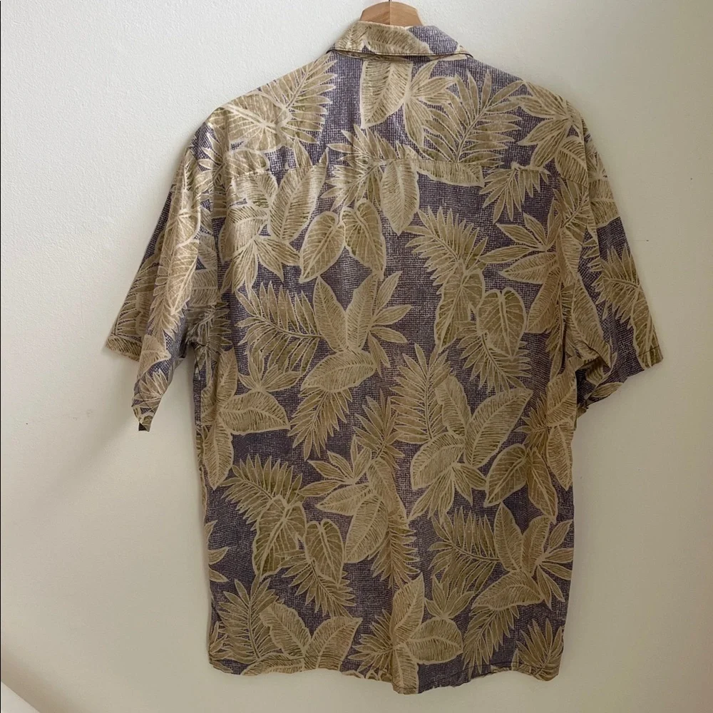 Tori Richard Men's Hawaiian Print button down size large cotton lawn